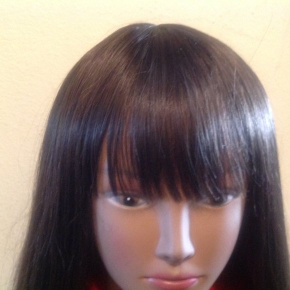 Medium Length Ash Brown Synthetic Wig **LIKE NEW** - Picture 2 of 9